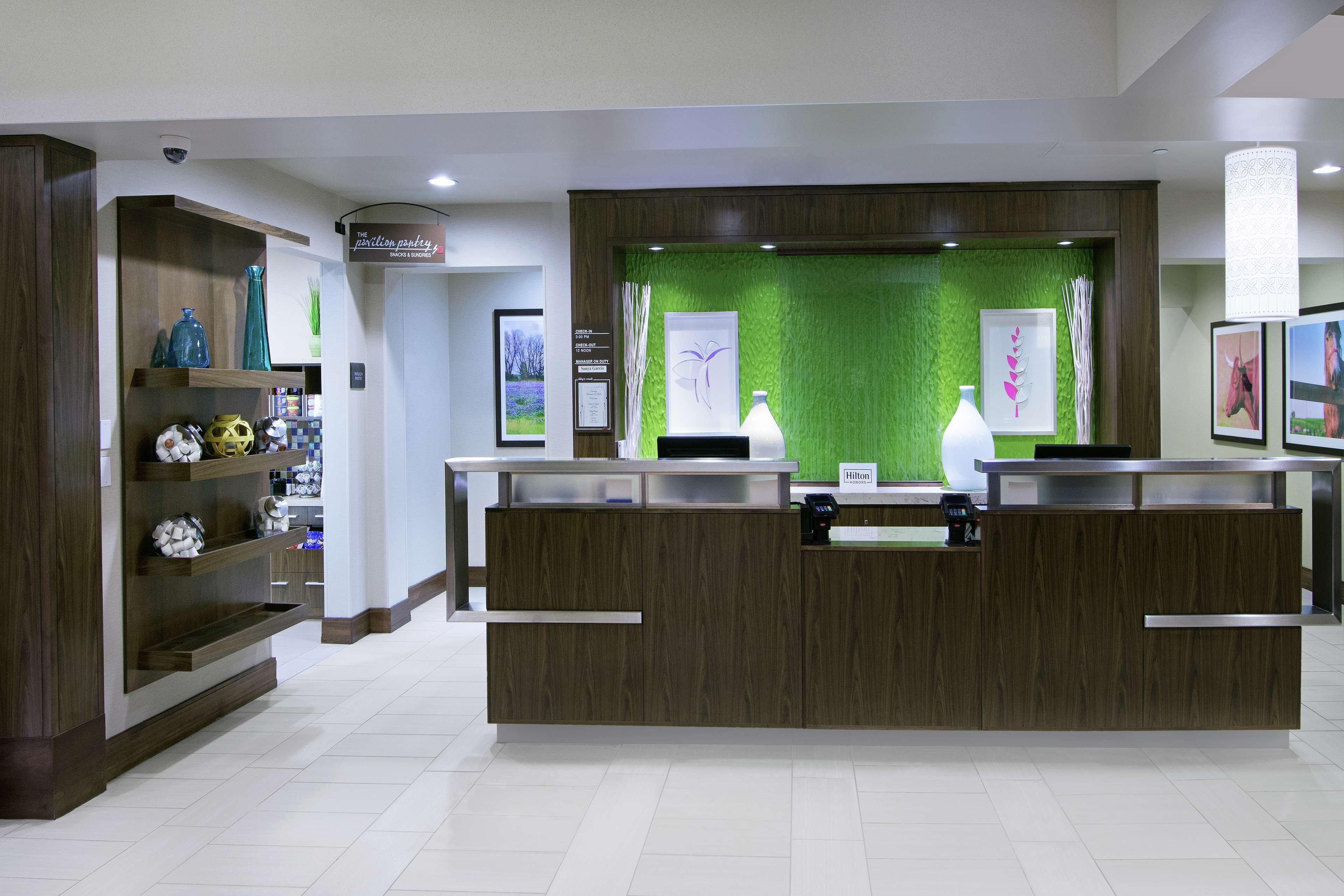 Hilton Garden Inn San Antonio/Rim Pass Drive Exterior foto